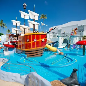 Курортный комплекс Crown Paradise Club